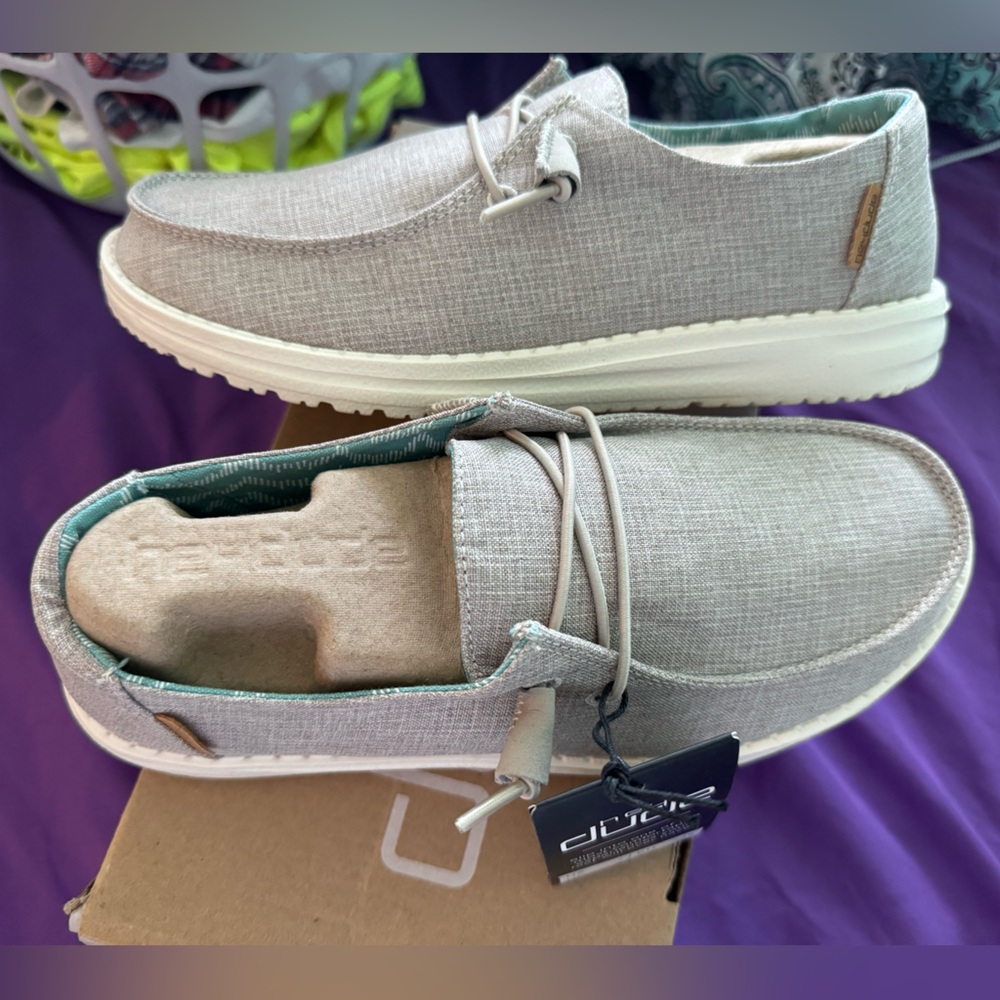 NIB Hey Dudes, Light Grey, Size 7 Women’s